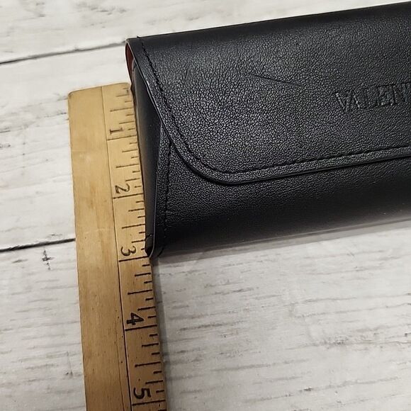 Valentino Garavani Matte Black Semi-Hard Eyewear Case Peach Rose Lining OS - Picture 12 of 12